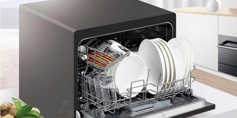 Máy rửa chén giúp khử khuẩn và tiết kiệm nước