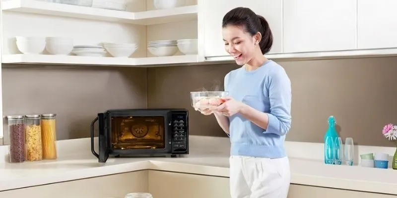Cách chọn lò vi sóng phù hợp với nhu cầu sử dụng của mỗi gia đình